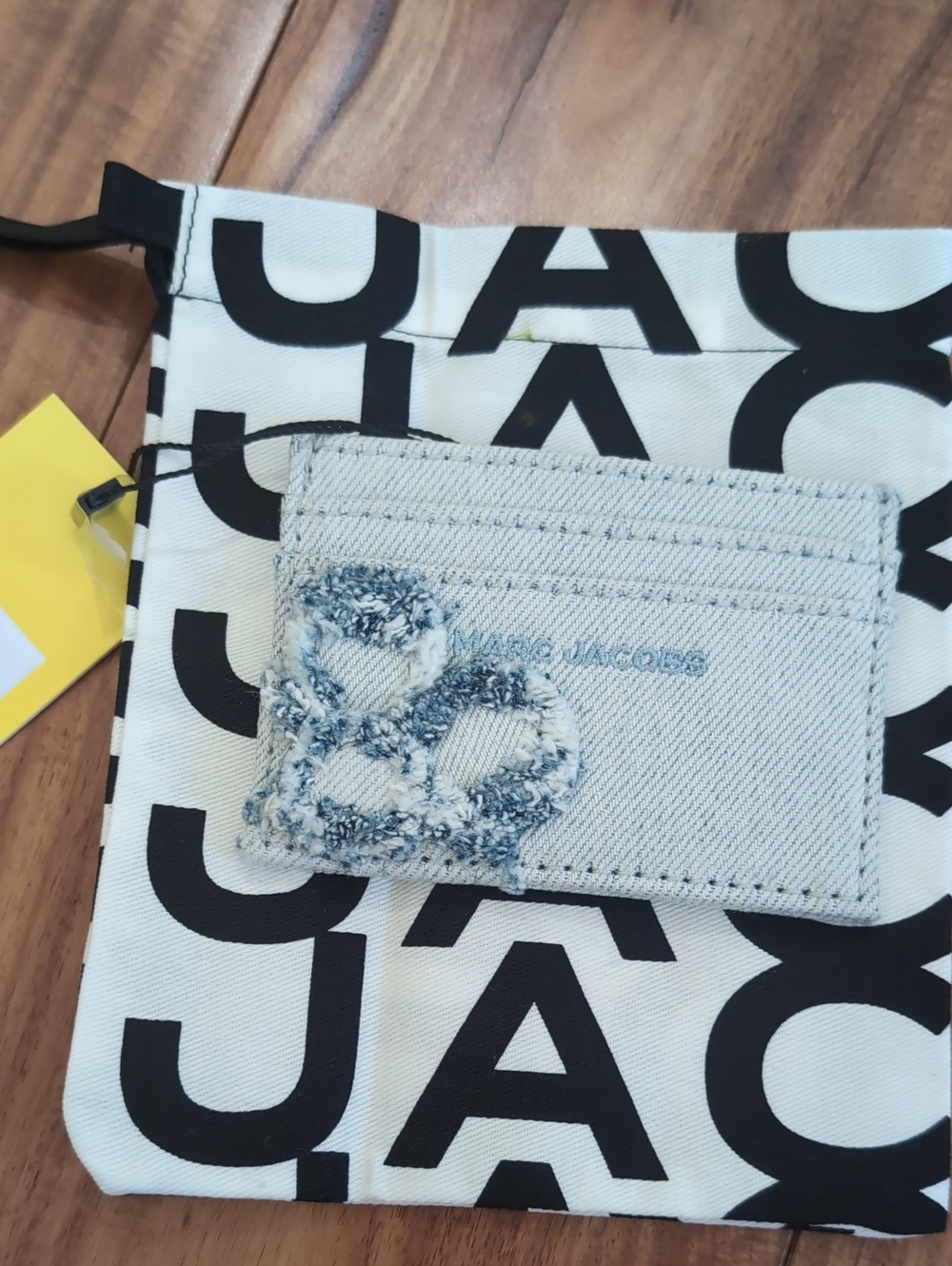 Marc Jacobs The Daisy Distressed Denim Card Case + Dust Bag Nwt❤️